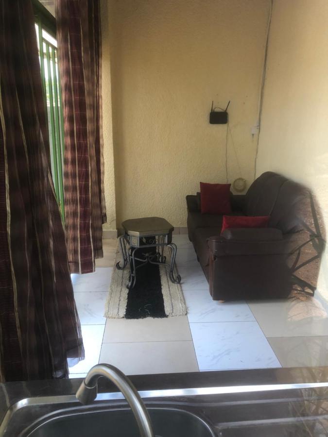 Zion Inn Кигали Экстерьер фото
